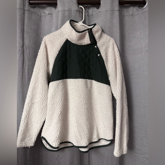 Abercrombie pull on! - Picture 1 of 6